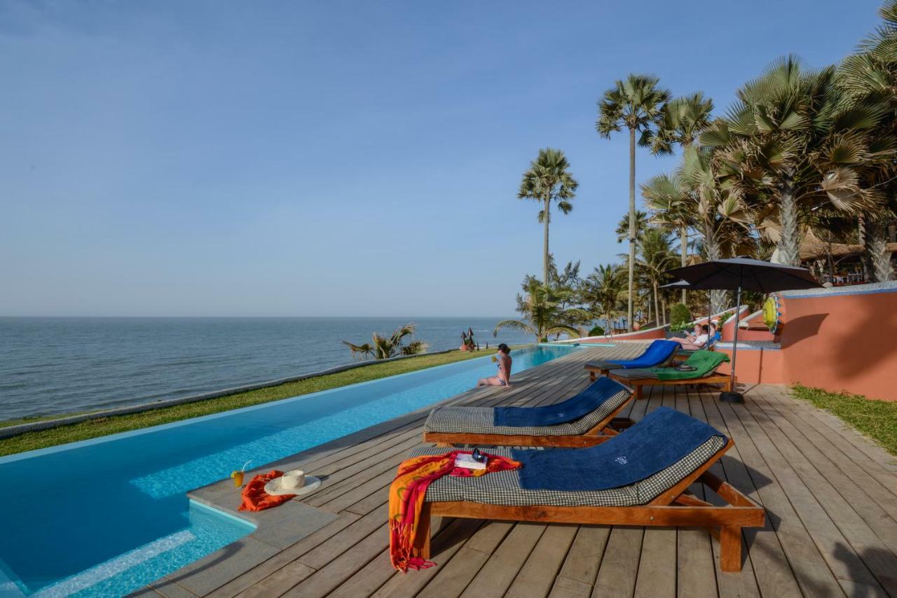 Ngala Lodge Fajara Екстериор снимка